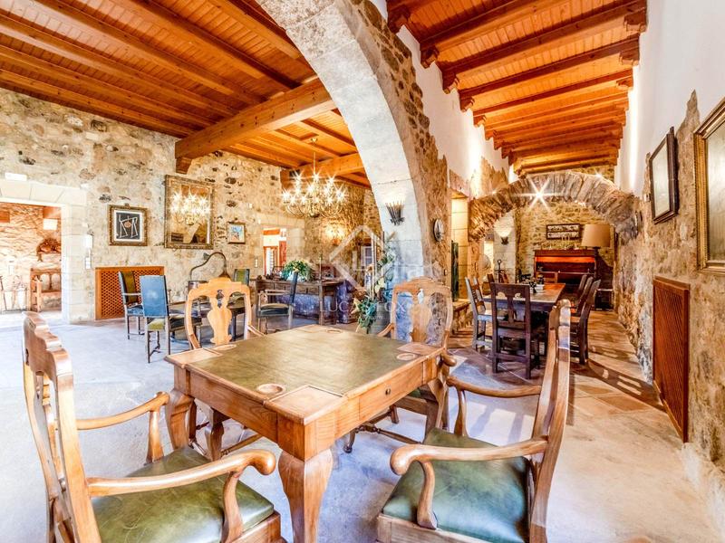 Foto cb24bfd7-2426-4729-a518-0d8d9d2ddc5e. Casale con parcheggio piscina in Castellet i la Gornal