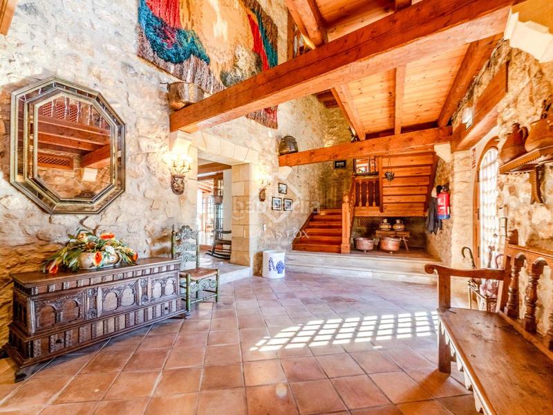 Foto d70f68b1-8075-4c2d-90ce-4076cedc4726. Casale con parcheggio piscina in Castellet i la Gornal