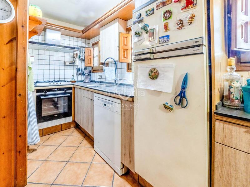 Foto d738df65-b345-472d-bcba-6db42744551f. Casale con parcheggio piscina in Castellet i la Gornal