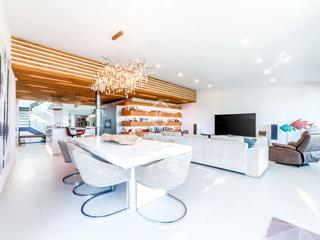 Xalet a Can Girona - Terramar - Vinyet. Excepcional villa moderna con vistas al campo de golf terramar e