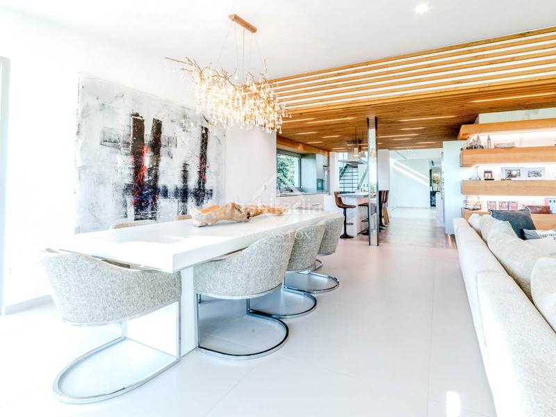 Foto 58d7d23e-9f40-4b17-9a5e-c4c909d09d49. Chalet avec parking piscine dans Can Girona - Terramar - Vinyet Sitges