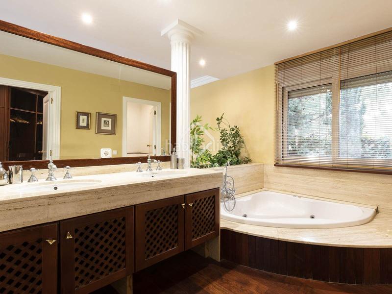 Foto 9f854e6b-8b03-42cb-9e8d-f2defbc0b2e0. Chalet with heating parking pool in Can Girona - Terramar - Vinyet Sitges