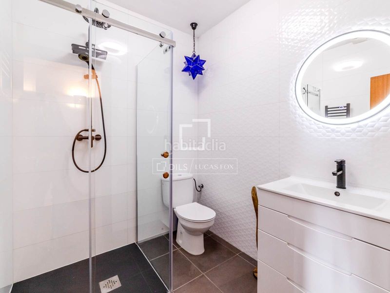 Foto 46a3dde1-9b63-4905-b785-b52d1780257f. Chalet espaciosa villa de 5 dormitorios con piscina y licencia turística, en venta . en Olivella