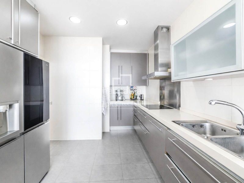 Foto 2f67c3b1-5150-4a4f-9fa1-1f2db0275b55. Xalet amb calefacció aparcament piscina a Levantina - Montgavina - Quintmar Sitges