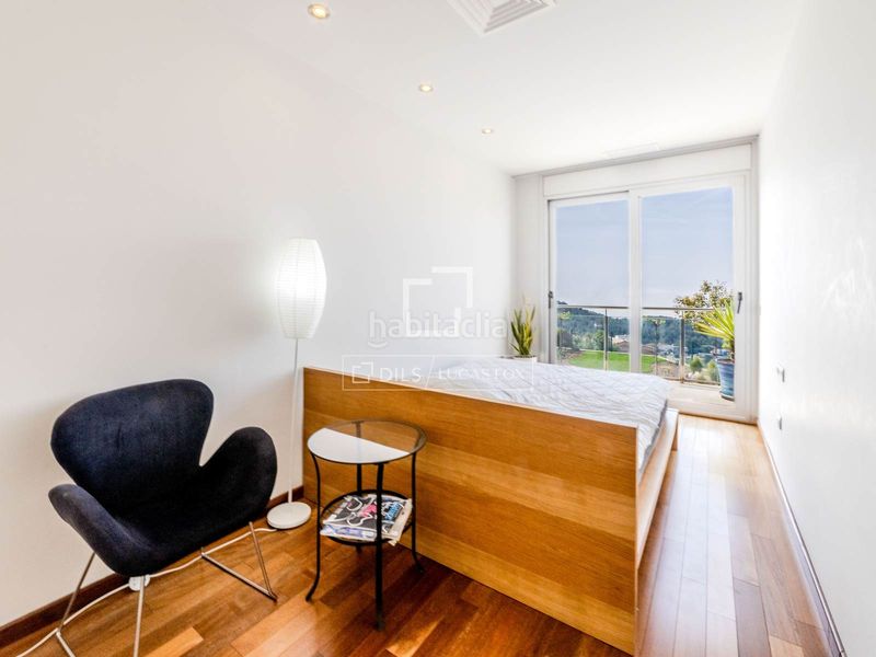 Foto 39d60438-33e8-44d7-b8f7-6843f0cf217d. Xalet amb calefacció aparcament piscina a Levantina - Montgavina - Quintmar Sitges