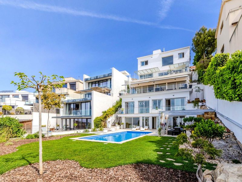 Foto 7579d553-78b1-4dce-9caa-c16cfd3030c1. Xalet amb calefacció aparcament piscina a Levantina - Montgavina - Quintmar Sitges