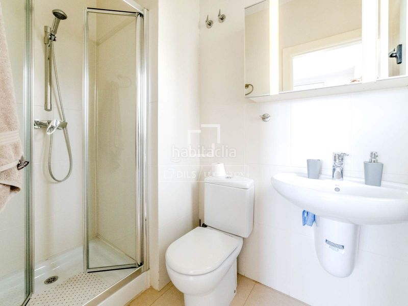 Foto 8a0a8e62-a38a-4fe8-909f-fb0b6510c10e. Xalet amb calefacció aparcament piscina a Levantina - Montgavina - Quintmar Sitges