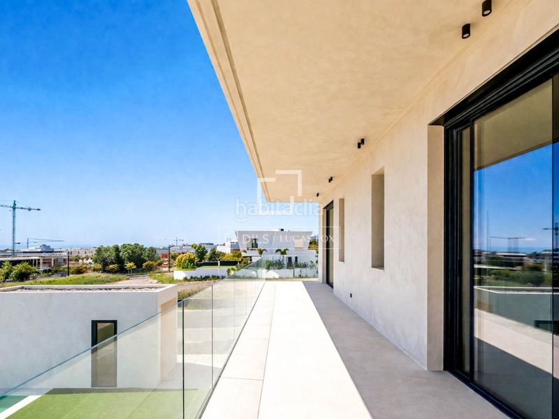 Foto 47cda900-85fd-4bcd-af0a-e41d6e65c840. Xalet amb aparcament piscina a La Plana Sitges