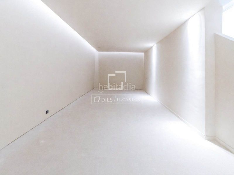 Foto 4e4a7374-3d08-464d-abe8-ab8fe61a8fc1. Xalet amb aparcament piscina a La Plana Sitges