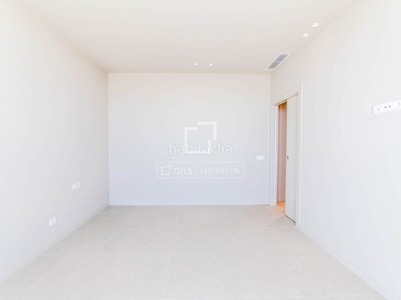 Foto 66862a71-3c52-4c9b-bae3-2b598060cc6a. Xalet amb aparcament piscina a La Plana Sitges