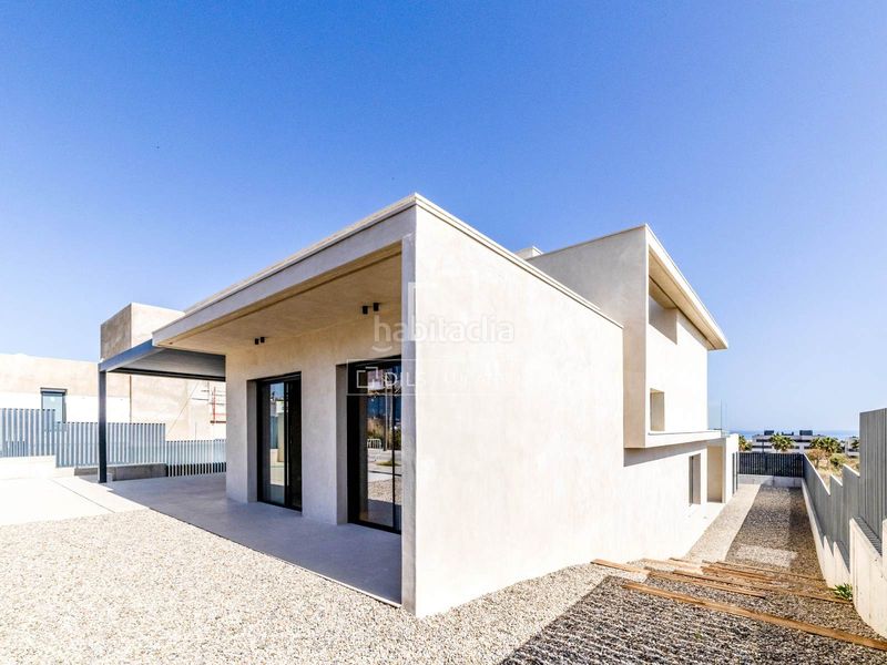 Foto 9aa8c87f-a513-4a03-b39d-bcbd799fbe25. Xalet amb aparcament piscina a La Plana Sitges