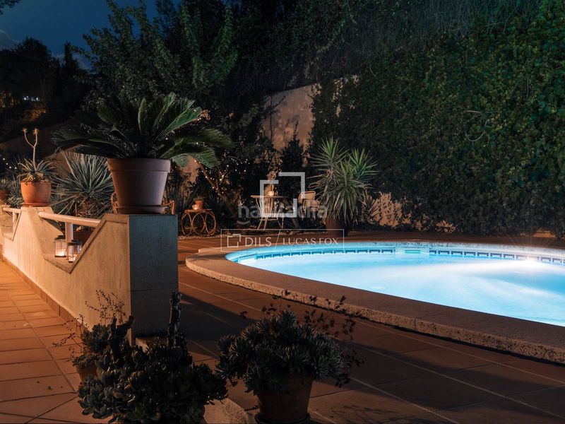 Foto c3b09b12-fb73-45fa-8e19-5c000aca017c. Chalet casa familiar con jardín y piscina en venta , sitges en Olivella