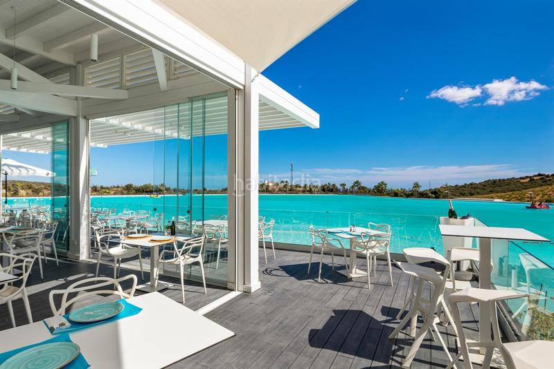 Foto f28d98a9-c7bd-4b98-b441-815104a26554. Rez-de-chaussée avec parking piscine dans Casares pueblo Casares