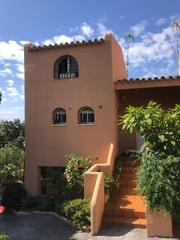 Erdgeschoss in Seghers. Tu apartamento en primera línea de playa en estepona
