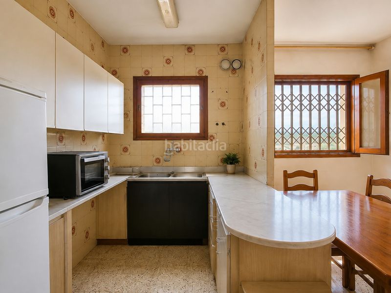 Foto c41d19f4-051b-41de-94c2-26f8a7ffb4b4. Casa aparellada amb aparcament a Barberà de la Conca