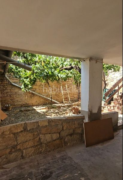 Foto fe87e3cd-6a74-44c0-898d-2e3b5c25bc9e. Casa aparellada amb aparcament a Barberà de la Conca