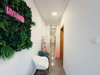 Transfer Business premise in Avinguda de barcelona 178. No empieces de cero: centro de estética en funcionamiento en igu
