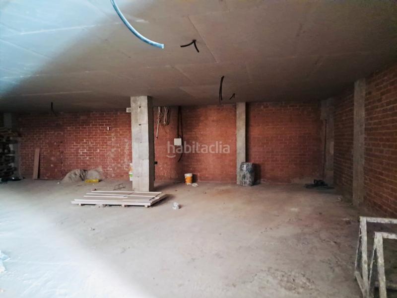 Foto fe812b9c-ade9-4100-bc0f-e6ef88a0beac. Rent business premise in Llevant Igualada