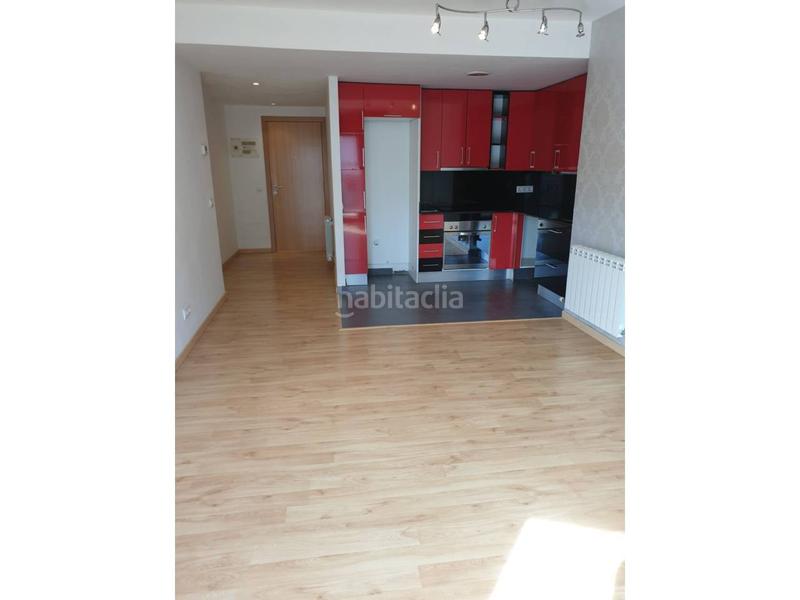 Foto 9a2667e4-0689-447c-8353-fe272b39ebe6. Pis amb calefacció a Olot