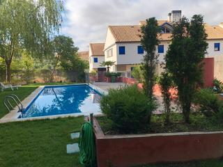 Chalet à Barajas de Melo. Casa / chalet adosado en venta en calle barranco de la viña 2, b