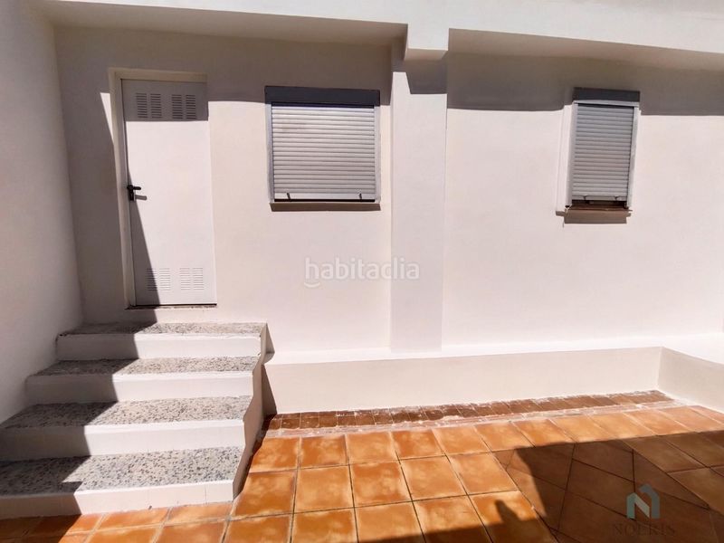 Foto 6f361d67-f22e-4b40-b283-616ff65e7c3d. Casa amb aparcament a Moncada