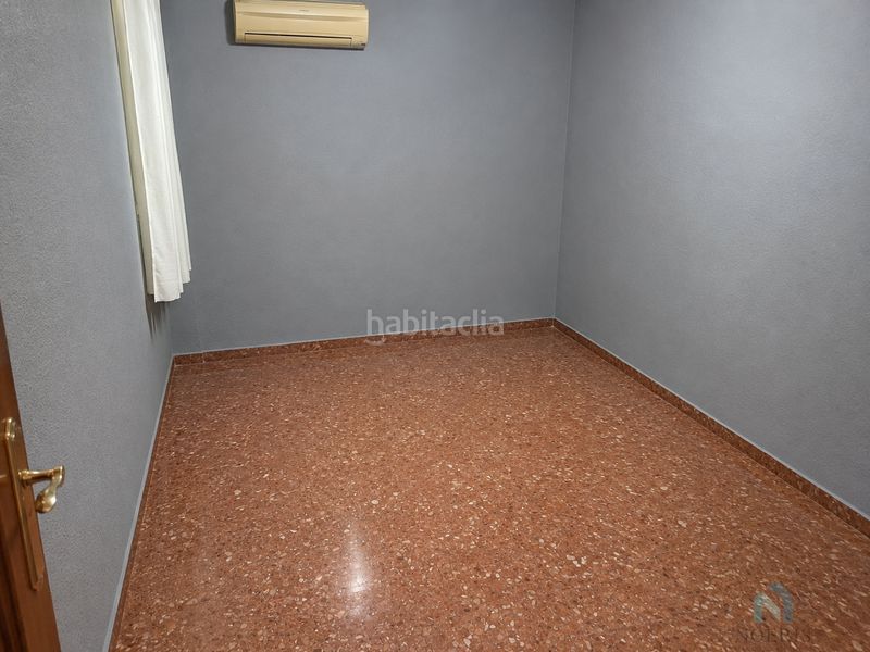 Foto bc3a3ff3-3dbb-47e9-9c02-9bffc54ee2f0. Pis a Pere Crespí Alzira