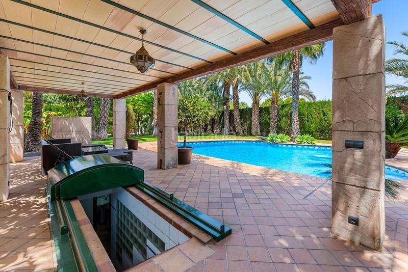 Foto 399b6d60-0b82-403b-8df5-8b17c475e754. Chalet mit pool in Camí dels Magros - Casablanca Elche / Elx