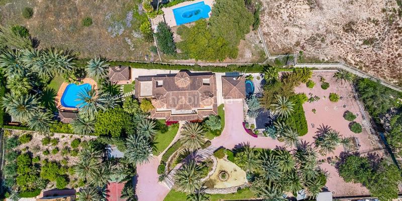 Foto 0fd28112-2a26-4b64-9af0-546e03b08a54. Chalet con piscina in Camí dels Magros - Casablanca Elche / Elx