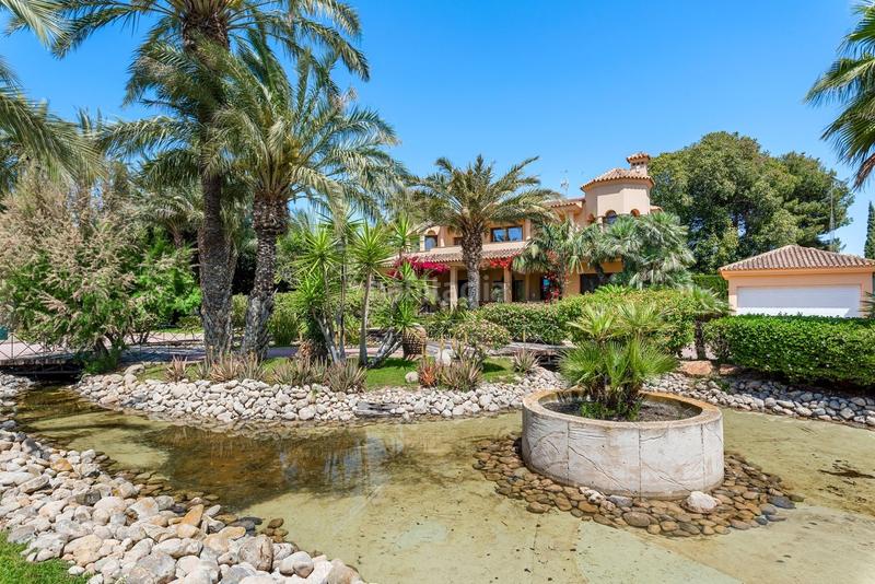 Foto a056fcad-0bcb-4487-b197-b664b253cf08. Chalet con piscina in Camí dels Magros - Casablanca Elche / Elx