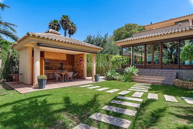 Foto cba83572-c80a-423d-bba5-a74d90f8b524. Chalet con piscina in Camí dels Magros - Casablanca Elche / Elx