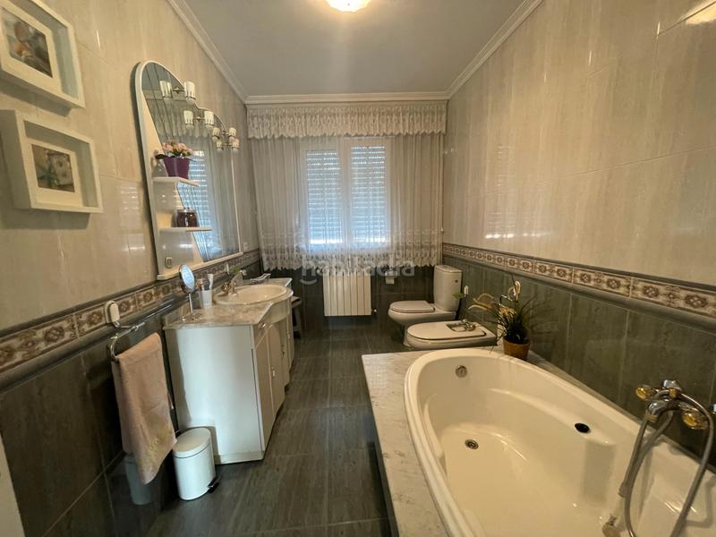 Foto 1239295e-2a85-4798-b22c-3d2c278c8470. Chalet in sandrenzo arriba 7 in Boiro