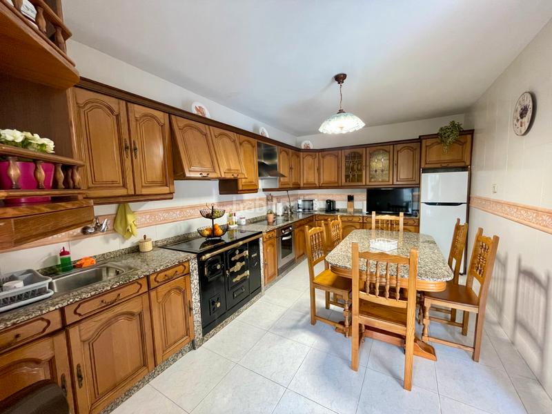 Foto 9cbf78b6-1111-4ce9-b5ca-82fde5cea2f3. Chalet in sandrenzo arriba 7 in Boiro