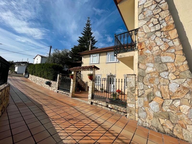 Foto ac853575-1614-48b5-8651-9059e2a9e59e. Chalet in sandrenzo arriba 7 in Boiro