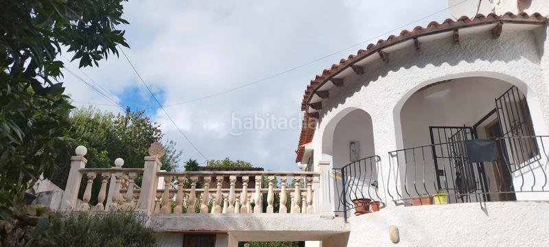 Foto 4f4cc3de-ed89-4e2f-87f8-e4fbfcf7760c. Chalet con camino parcheggio piscina in La Fustera Benissa