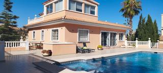 Chalet in Maryvilla. Villa en maryvilla calpe