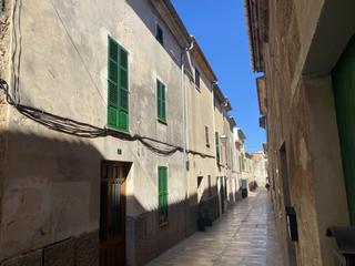 Masia  Esglesia, de l'. Casa centro alcudia con posibilidad local comercial