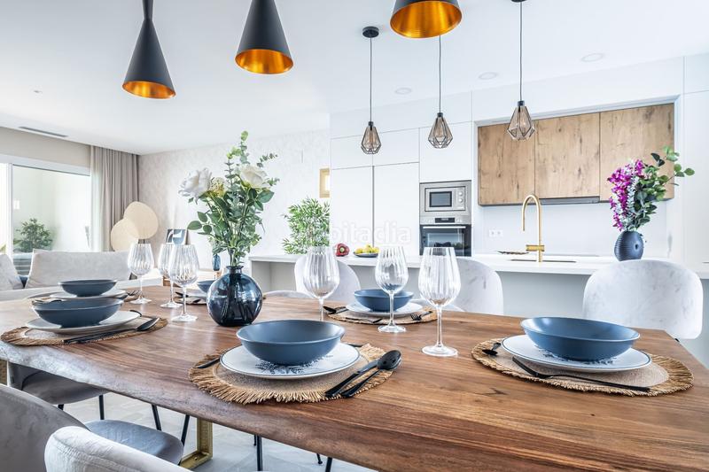 Foto 1116a899-5ce1-4119-9908-49a3f12ae03a. Pis amb calefacció piscina a Playa Poniente Benidorm