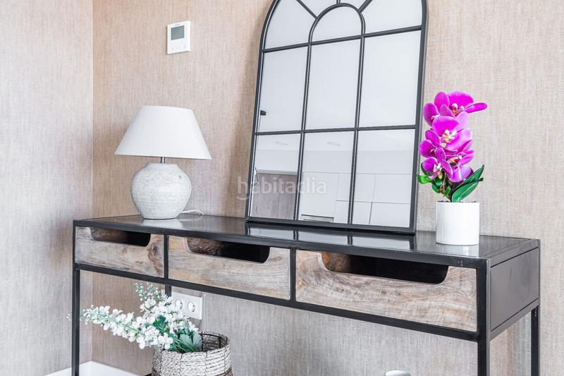 Foto ddeca1e4-7bcf-4dc5-9e9e-9fad294a641f. Pis amb calefacció piscina a Playa Poniente Benidorm