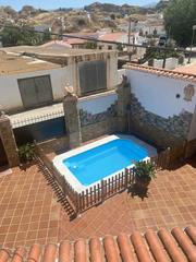 Masia  Calle ermita nueva 22. Venta de complejo en guadix