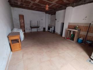 Casa aparellada  Calle santisteban 11. Oportunidad para inversores