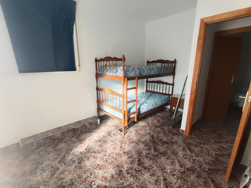 Foto 0431d219-9da8-4e80-847a-a0761450f540. Casa adosada venta de planta baja en Guadix