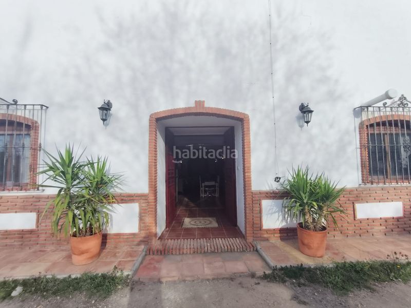 Foto 0a6dbc6c-0bae-435a-a0cb-151de0a777be. Xalet amb xemeneia aparcament a Guadix