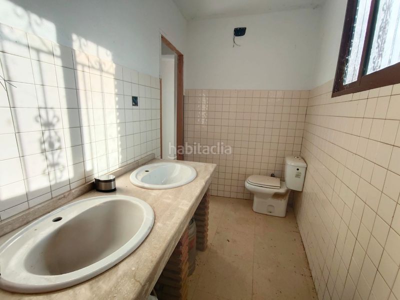Foto 1efd7e9c-f05c-488b-8934-dd39e0654bb8. Xalet amb xemeneia aparcament a Guadix