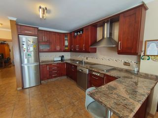 Doppelhaus  Calle rambla. Venta de casa en el marchal