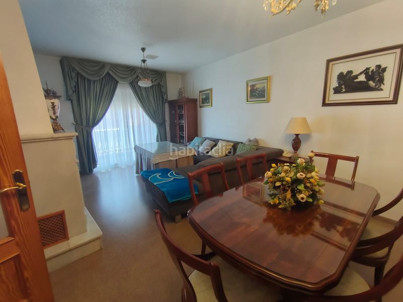 Foto 46348973-63a9-430c-97da-8d8580721595. Casa aparellada amb xemeneia aparcament a Marchal