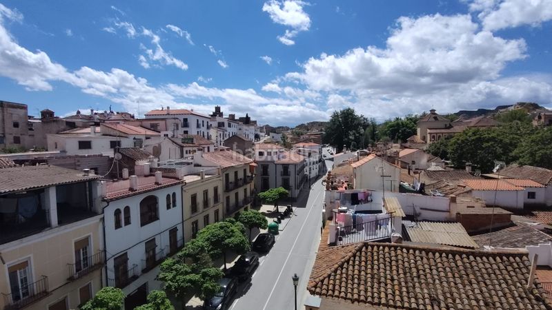 Foto 47053dbb-8591-44fe-acc0-c10b11c9a78a. Piso en calle san miguel 34 venta de piso en Guadix