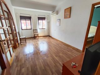 Pis  Calle san miguel 34. Venta de piso en guadix