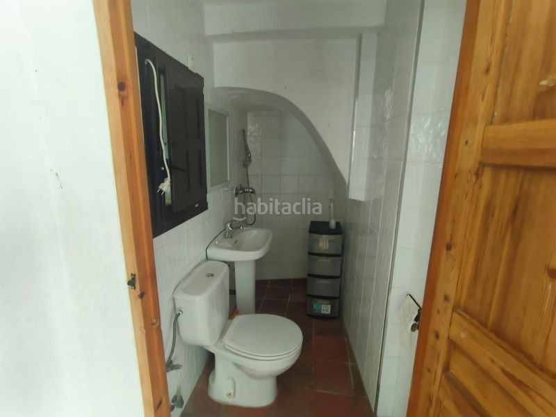 Foto 42f92143-be58-47c9-8bd3-28e628e3c305. Casa amb xemeneia a Guadix