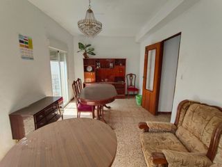 Casa aparellada  Plaza federico garcia lorca 4. Venta de casa en aldeire