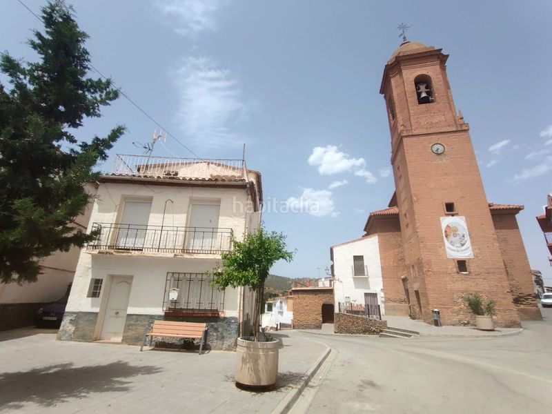Foto a70eca6b-e818-4b9e-857b-a9024d40d845. Casa aparellada a Aldeire